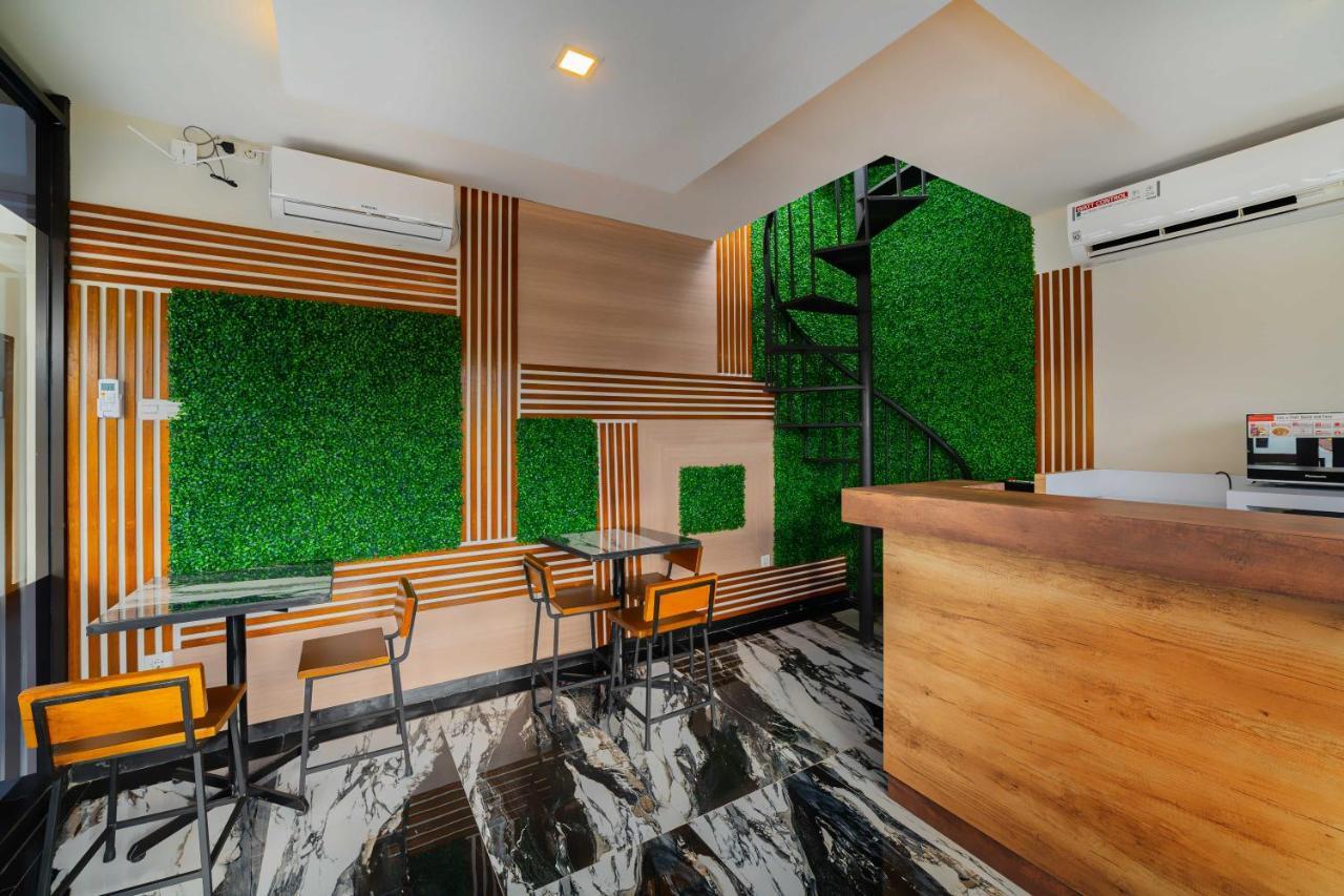 Tree Homestay Mitra Reddoorz Kasri Exterior foto